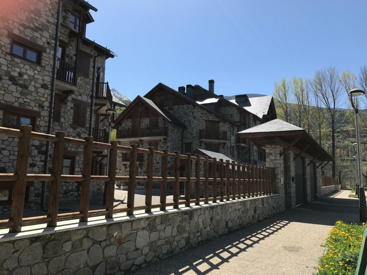 Apartamento En Benasque Kültér fotó